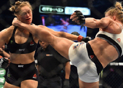 Holly Holm Knocks Out Ronda Rousey